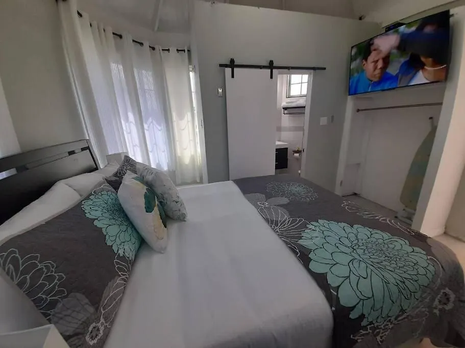 Modern Penthouse @ Sandcastles Ocho Rios 0*,