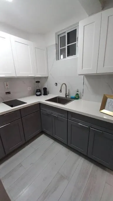 Modern Penthouse @ Sandcastles Ocho Rios Apartment