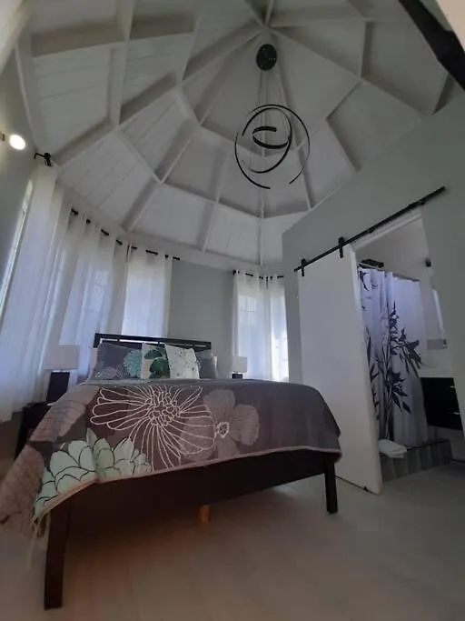 Apartment Modern Penthouse @ Sandcastles Ocho Rios