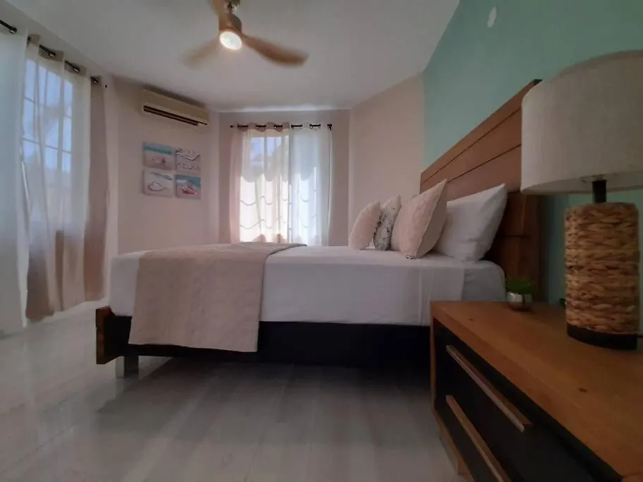 Modern Penthouse @ Sandcastles Ocho Rios 0*,